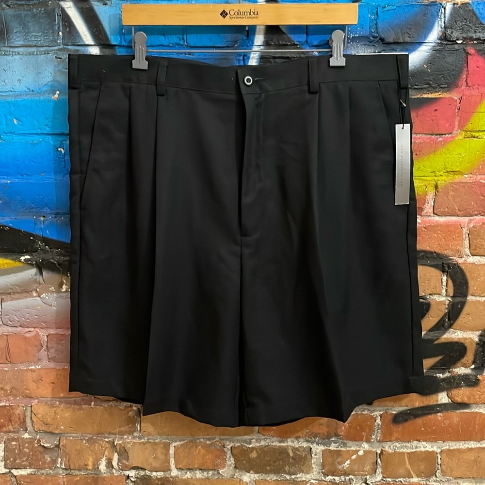 PERRY ELLIS America-men’s black ‘POWER THREADS’ hybrid mid shorts
